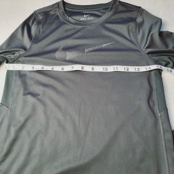 Nike Gray Youth Dri-Fit Long Sleeved Shirt Unisex Size Small - Picture 5 of 7